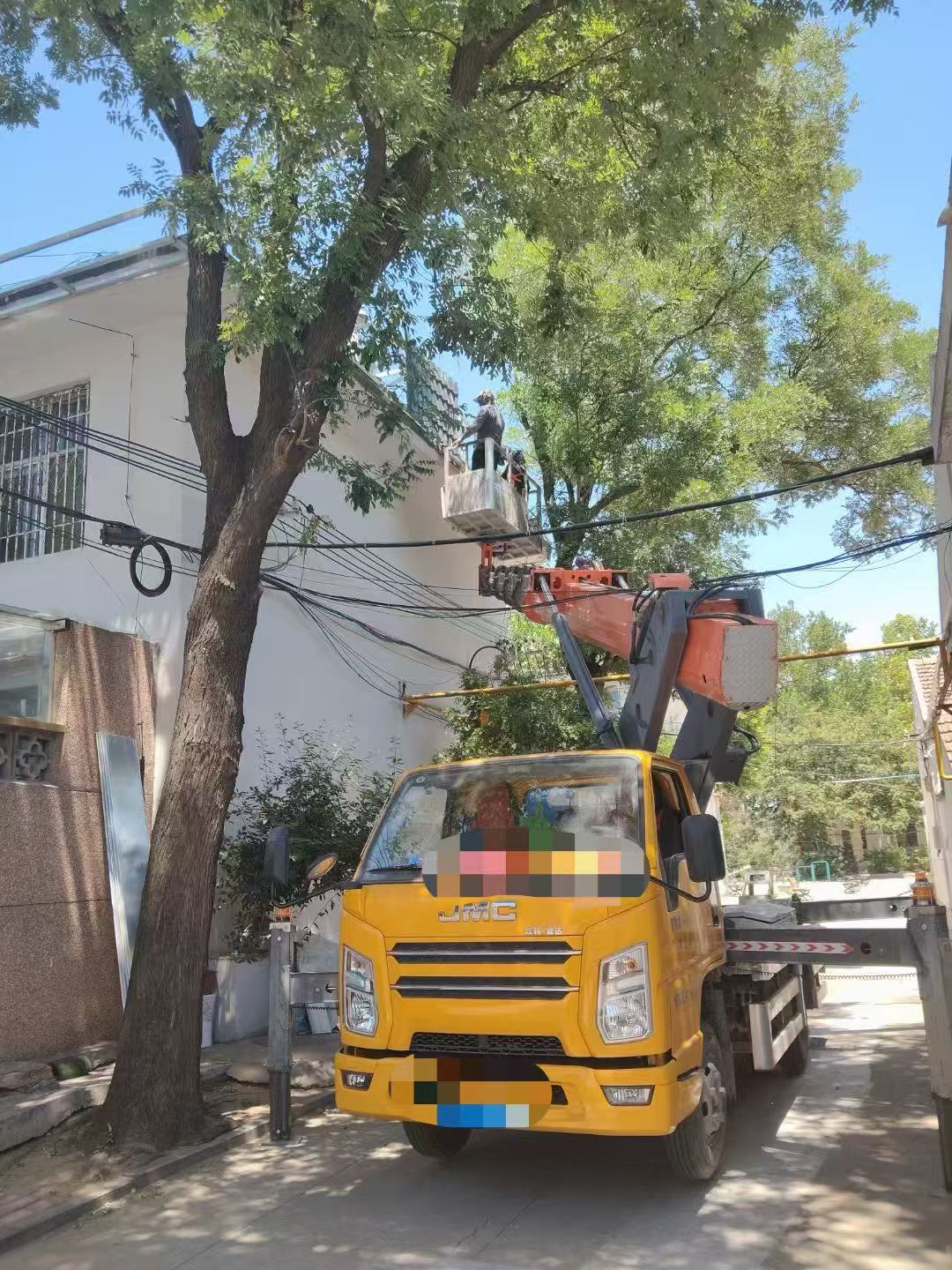 临漳县高空作业车能吊装重物吗？最大承载多少公斤？